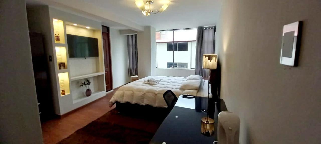 Jk Guzman Suite Hotel Challhuahuacho Екстер'єр фото